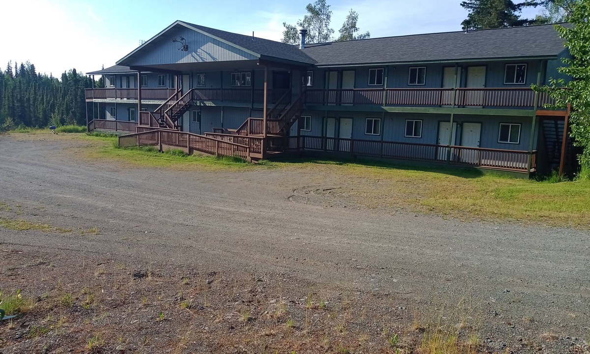 Kasilof Hotel | Decanter Inn #19