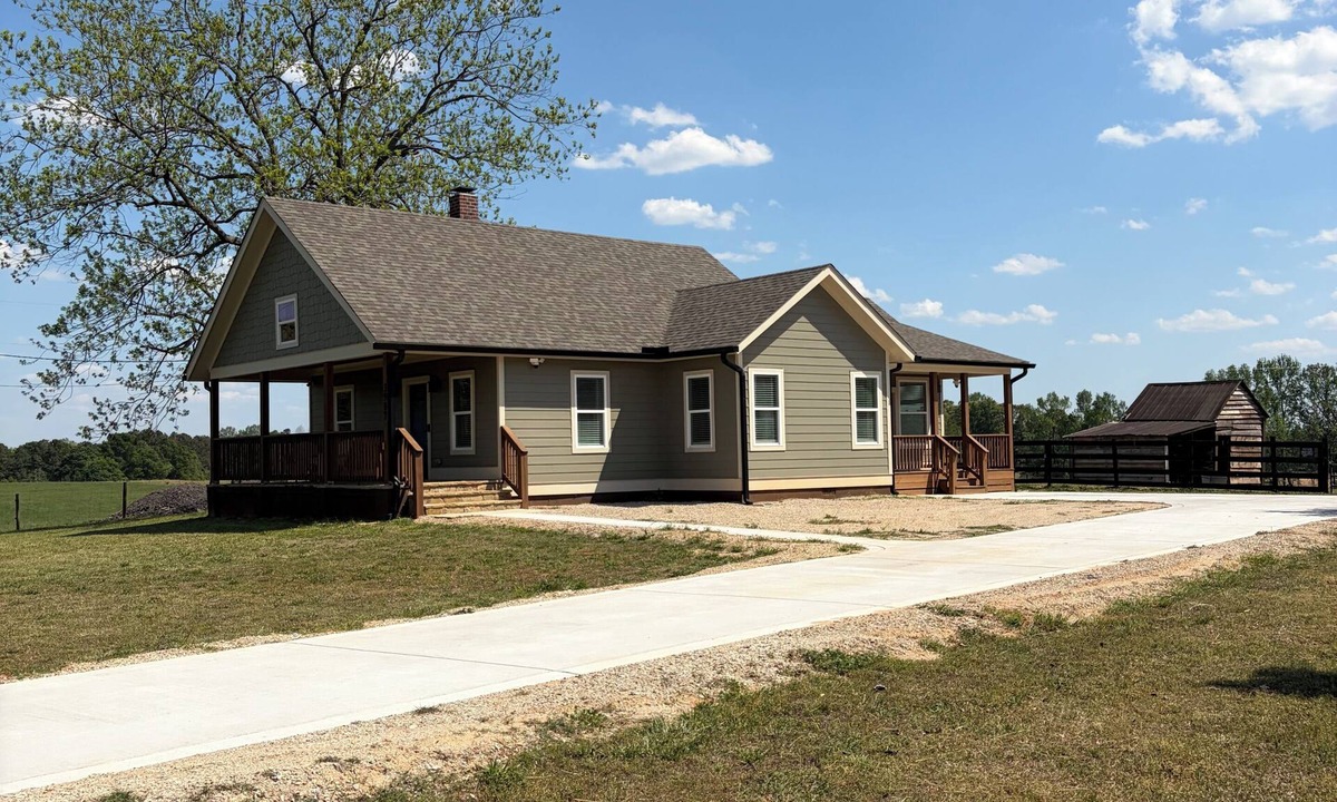 Farmington House | Deer Sanctuary Pasture Views & Total Relaxation