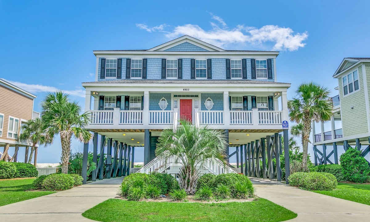 Long Bay Estates House | 🌴Direct Beachfront w/Stunning Views | Private Pool + Hot Tub | The Palms