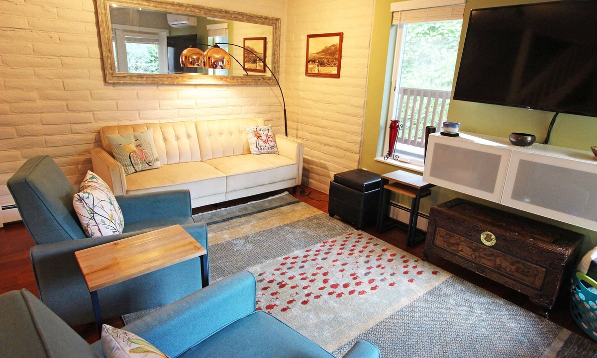 Downtown House | Downtown Boulder Townhouse - Available 30+ days starting Sept 1, 2026