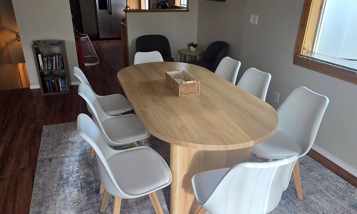 Homer Apartment | Driftwood Dreams- 3 BR in the heart of Homer