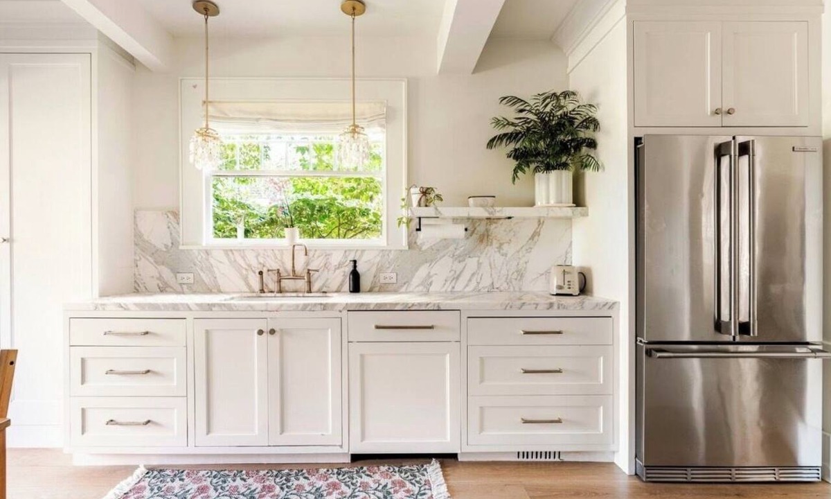 North Admiral House | Elegant, light filled West Seattle home, in desirable and walkable neighborhood