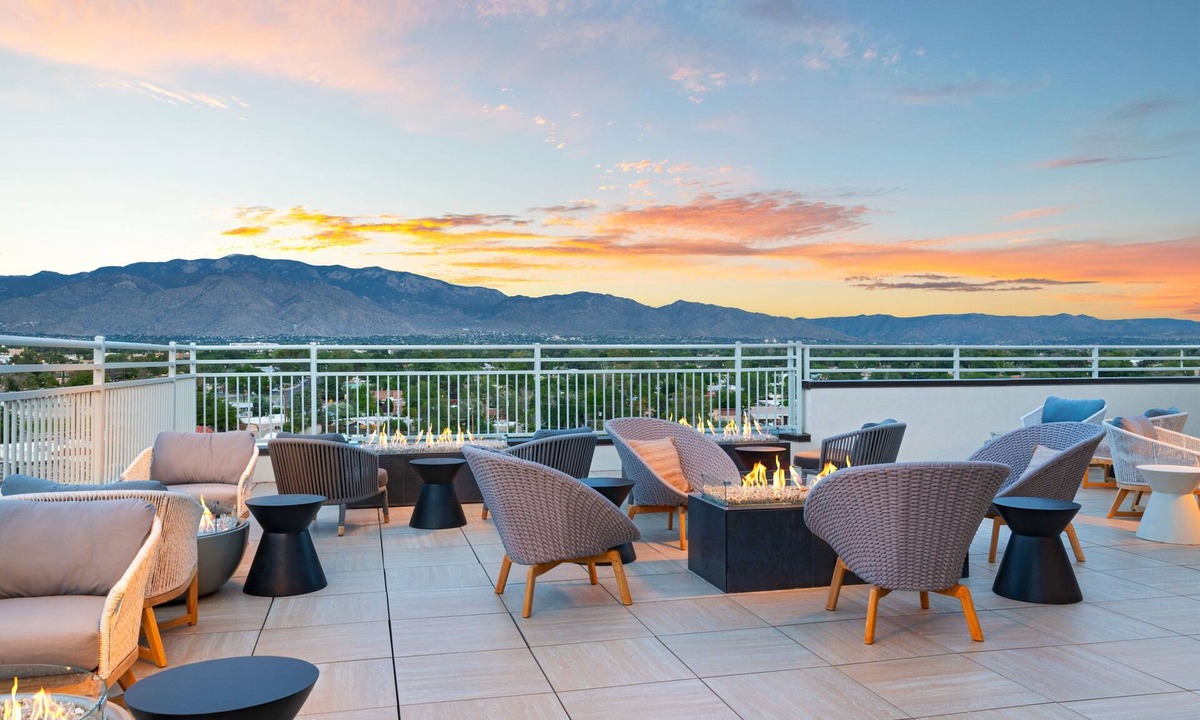 Uptown Hotel | Element by Marriott Albuquerque Uptown