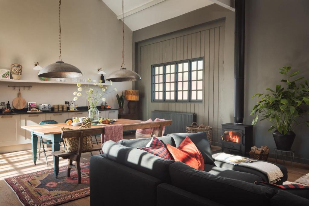 Bradninch House | Exe Valley Barn