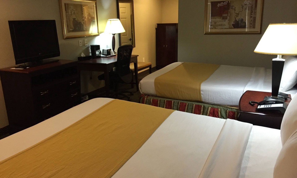 Wharton Hotel | Express Inn