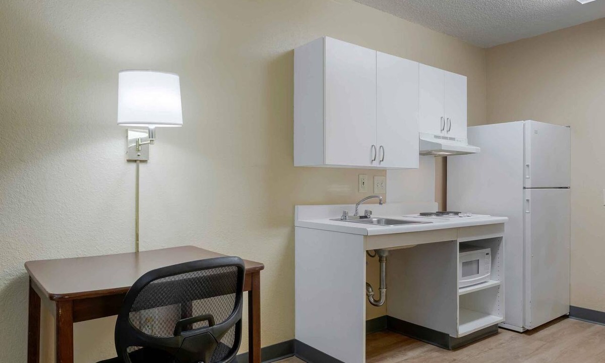 Morrow Hotel | Extended Stay America Select Suites Atlanta Morrow