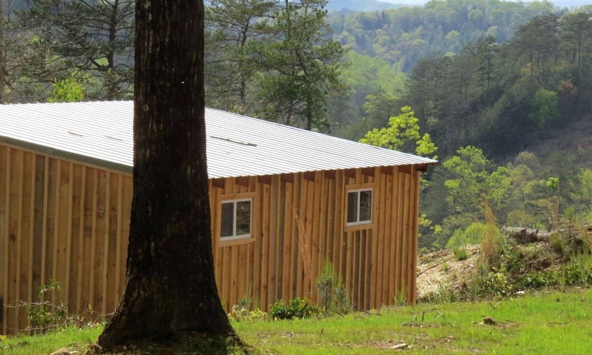 Blue Ridge Cabin | Fantastic Glamping Tiny Home Rental on The Toccoa River in Blue Ridge, Georgia