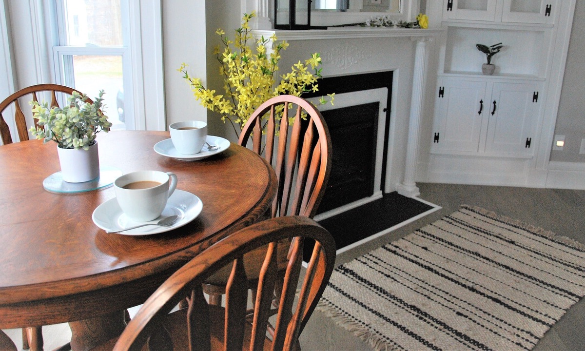 Waterville Apartment | Farmhouse Oasis + Dog Friendly + Fireplace