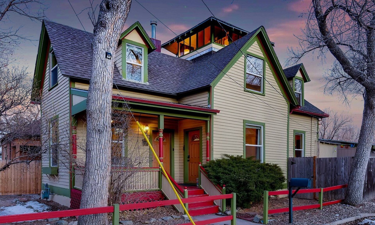 Central Colorado Springs House | Fire Pit, Foosball, Corn Hole, Pet Friendly!