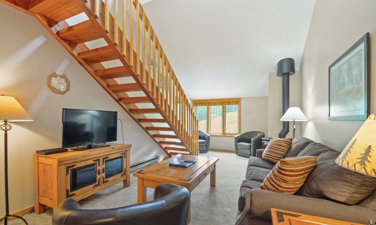 Copper Mountain Village Condo | Foxpine 4 Bedroom Condo #306/308 by RedAwning