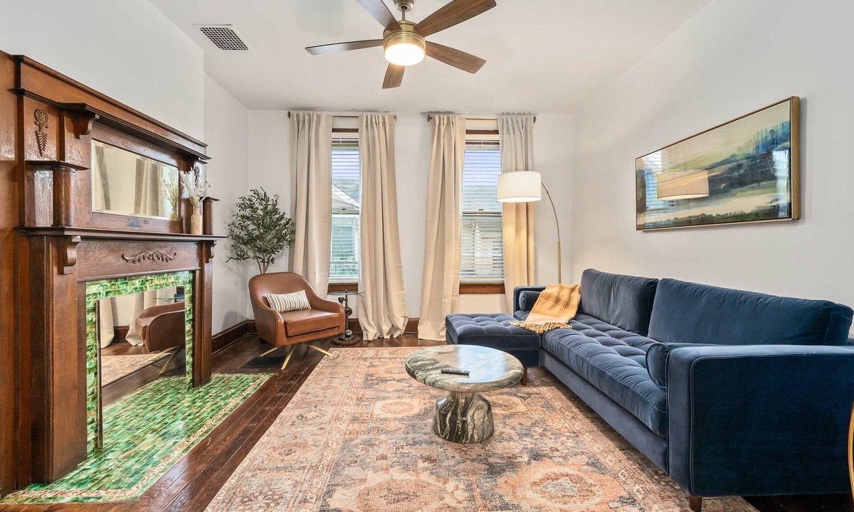 German Village House | German Charm Suites