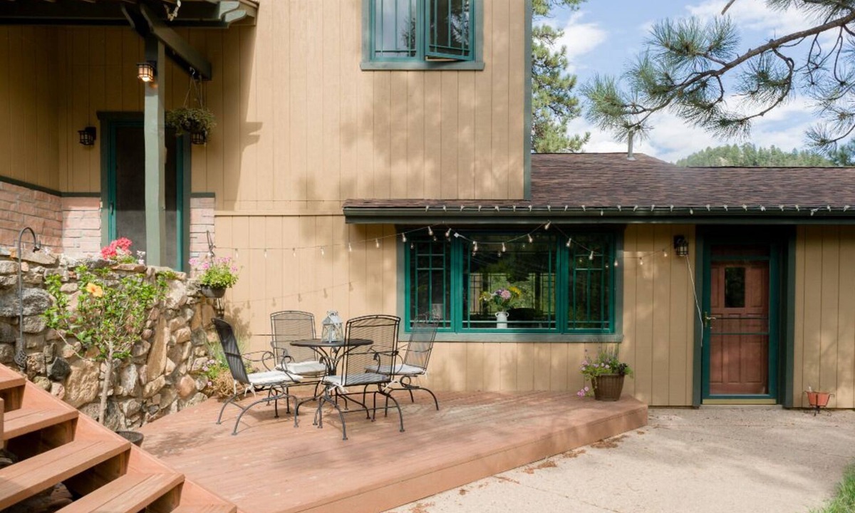 Homestead House | Gorgeous Mountain Retreat near Red Rocks!