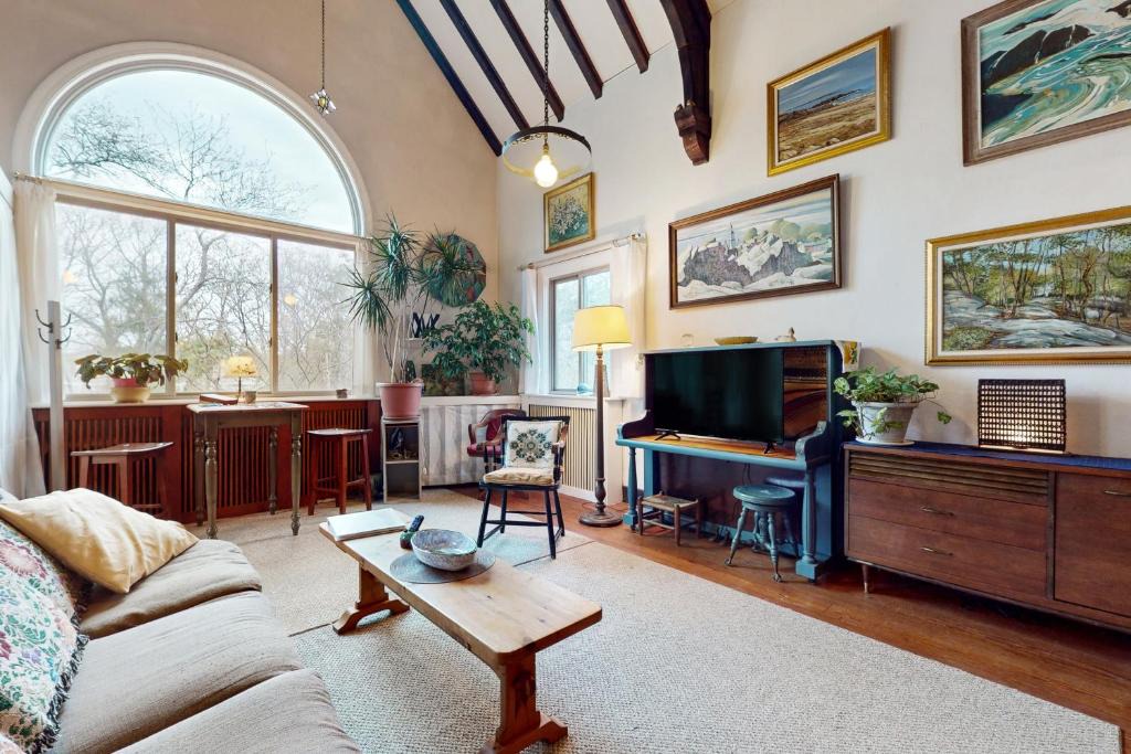 Rockport Apartment | Great Ledges Studio