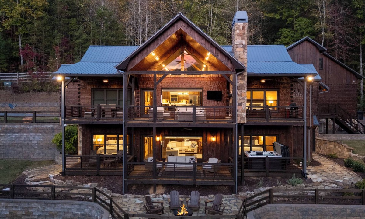 Epworth Cabin | Great Trails Lodge - Blue Ridge