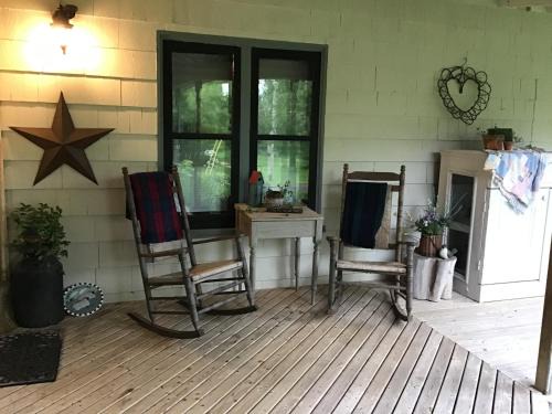 Summerside House | Guest Suites at Willowgreen Farm
