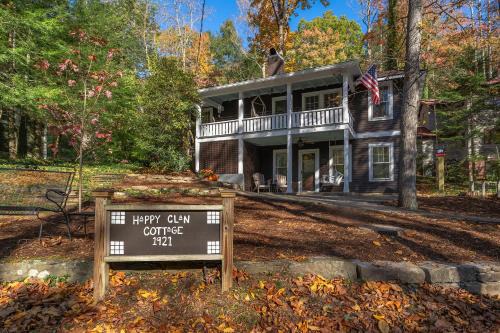 Montreat House | Happy Clan Cottage