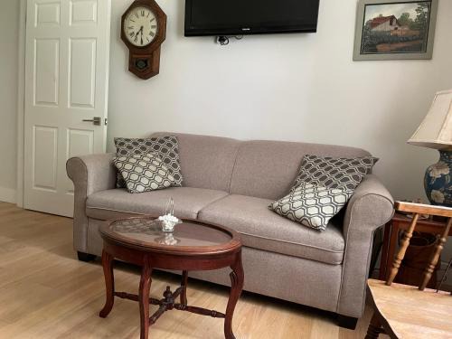 Middleton House | Harvest Moon Trail Hideaway