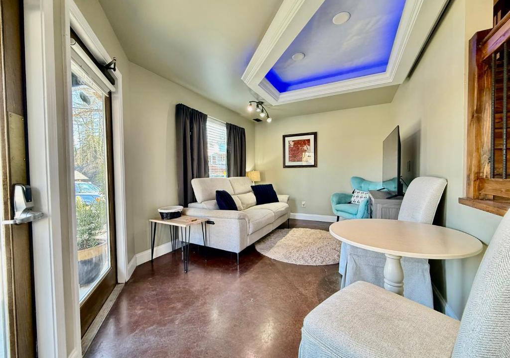 Demorest Apartment | Haven at Hazel - the Residence