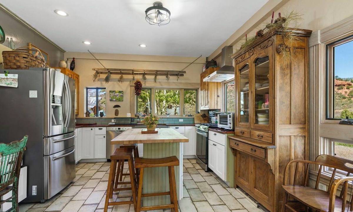 Durango House | Hidden Valley Farmhaus, Walk to National Forest, 10 Minutes to Downtown