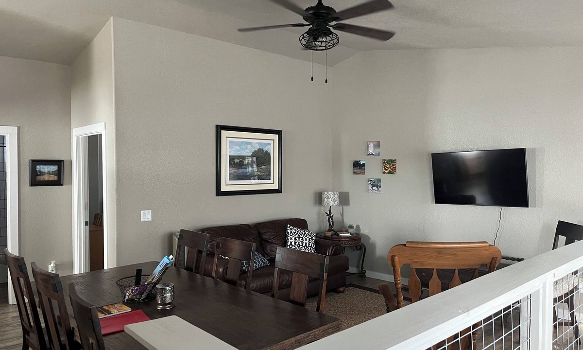 Burnet House | Hill Country/Lake Buchanan/Spider Mountain/Reveille Peak/Highland Lakes
