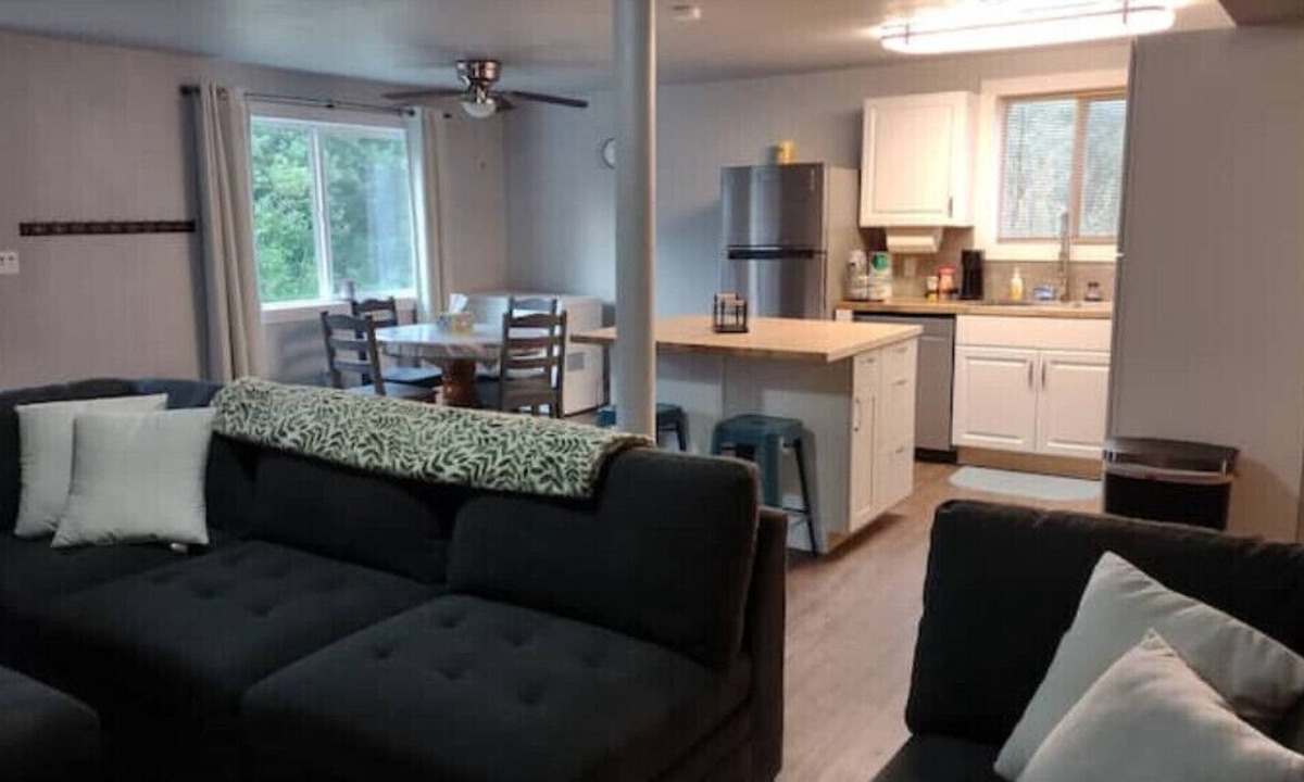 Valdez House | Hillside Retreat