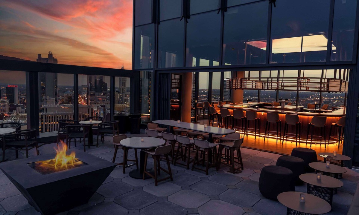 Arena District Hotel | Hilton Columbus Downtown