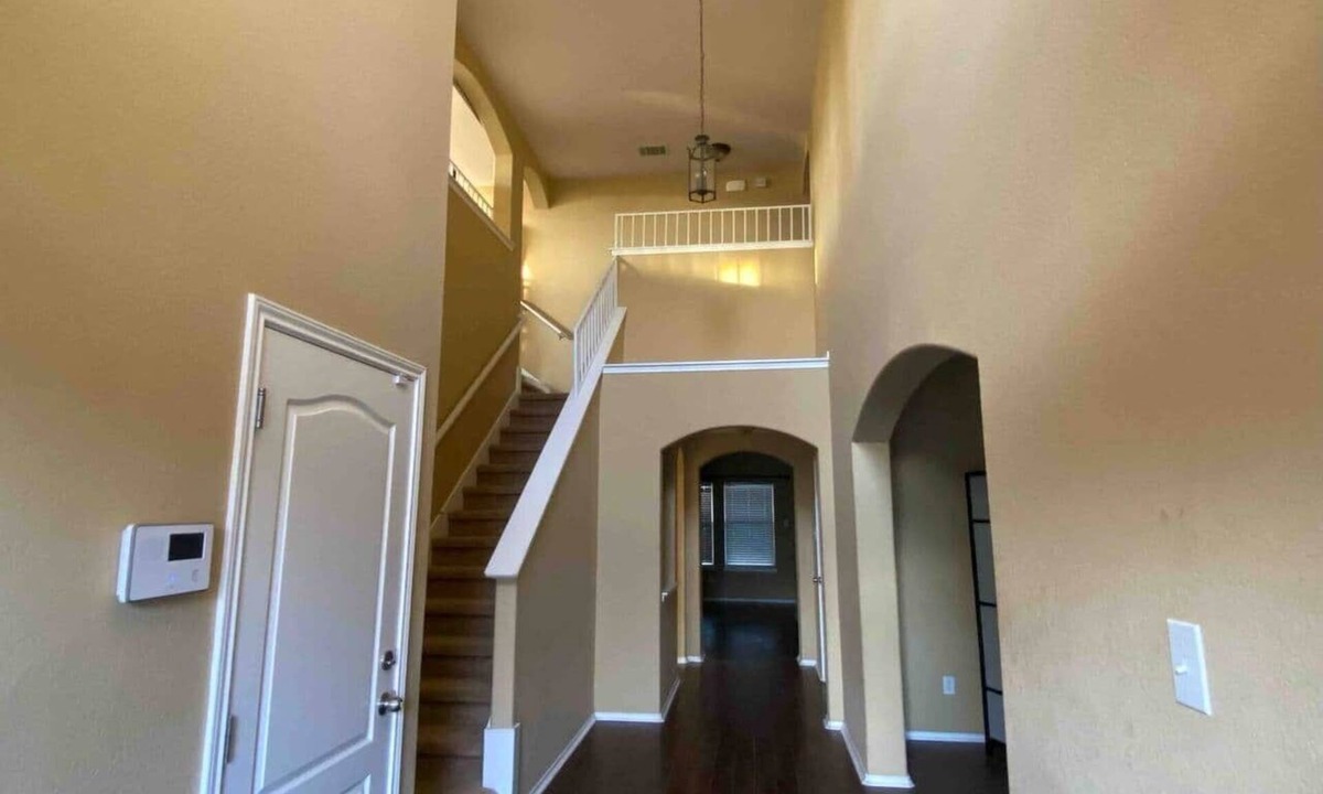 Round Rock House | Host Fav- Upscale Home 6 Beds + Sleeper Great Area