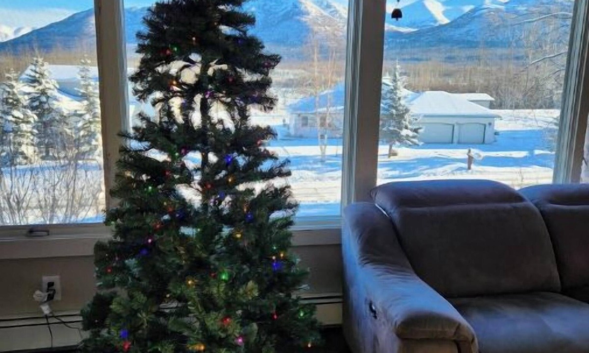 Northeast Anchorage House | Hot Tub Mountain views Cozy Fireplace!