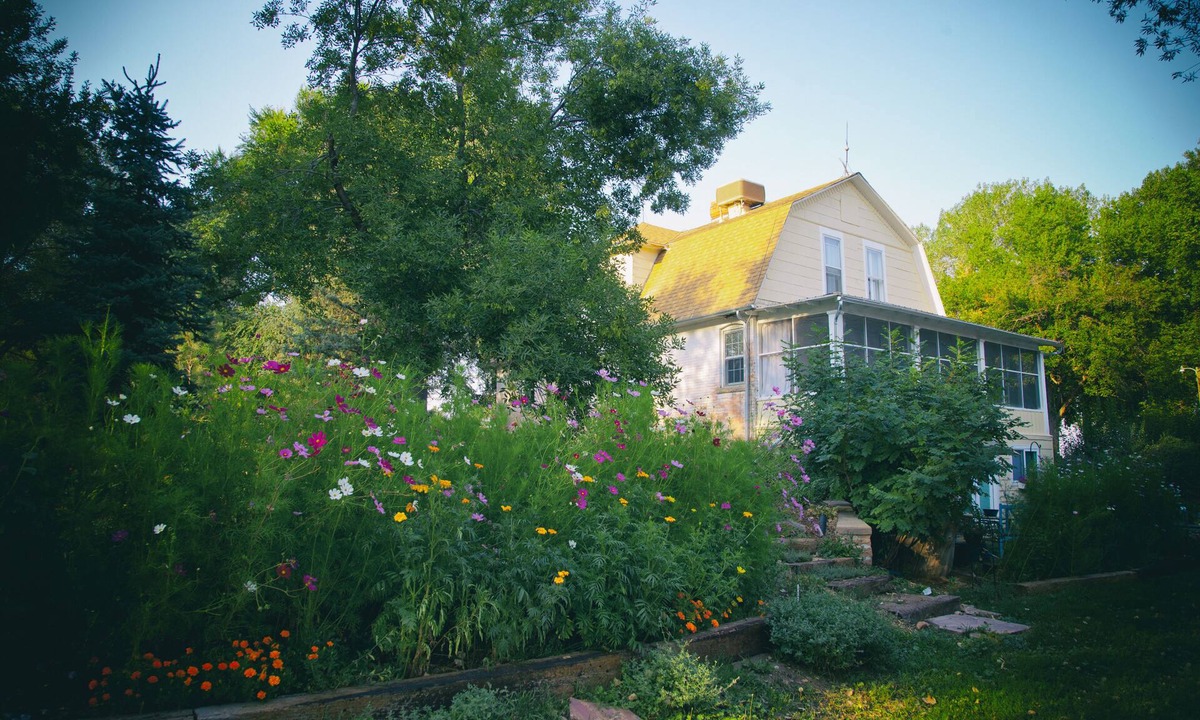 Boulder Other | Idyllic, Fully Restored 1890's Farmhouse: max occupancy 6