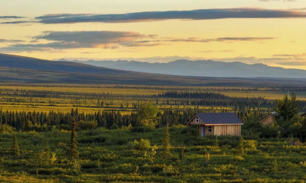 Healy Cabin | Into the Wild Cabin