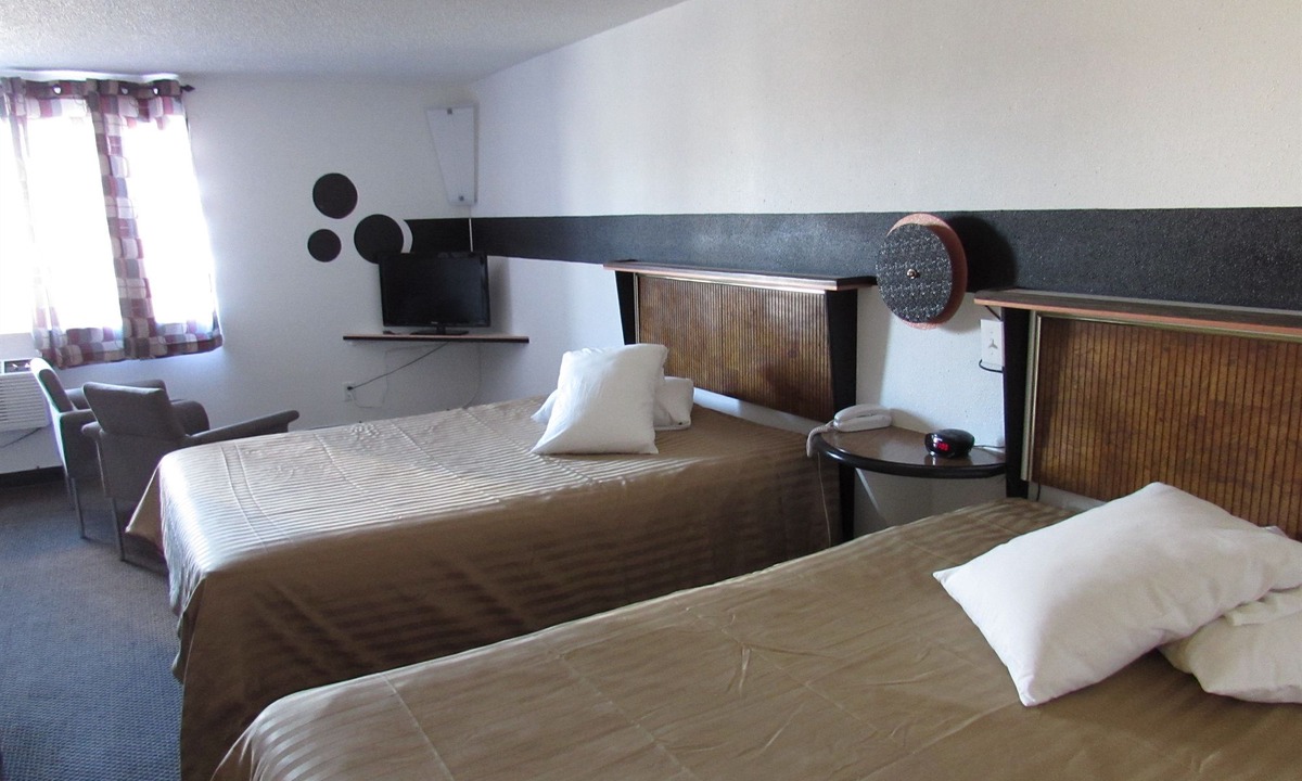 Tri-Cities Hotel | Kennewick Suites