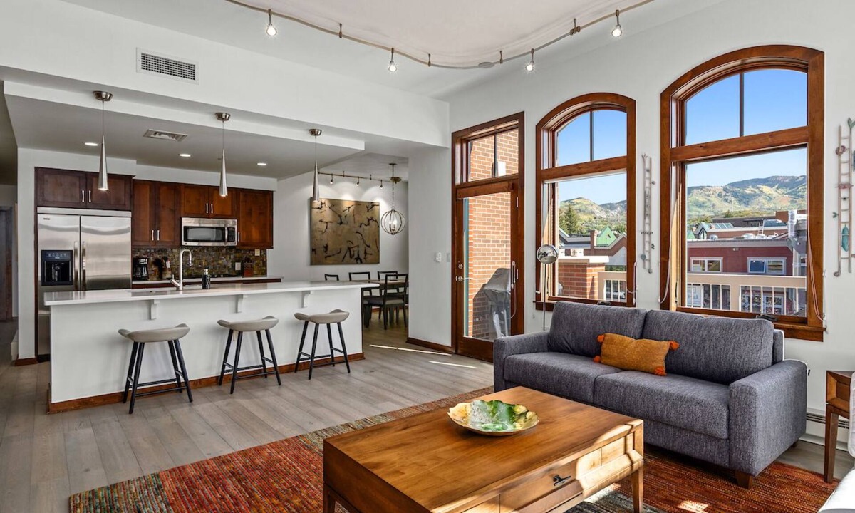 Downtown Steamboat Springs Condo | Kestrel Corner, AC! Prime Downtown Location with 180 Degree Views!