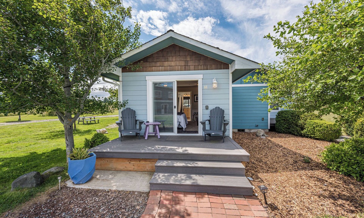 Sequim House | King Spa Room - Jetted tub, View