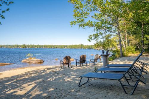 Lebanon House | Lakefront Home with Private Beach Access & Hot Tub