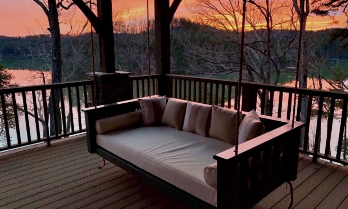 Marion Cabin | Lakefront Log Luxury - 4400 sqr ft w/private dock