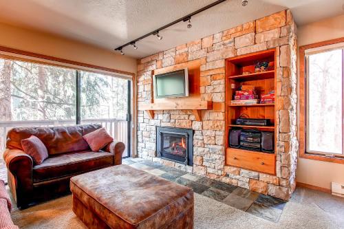 Warrior's Mark Apartment | Lances West 1 by Ski Country Resorts