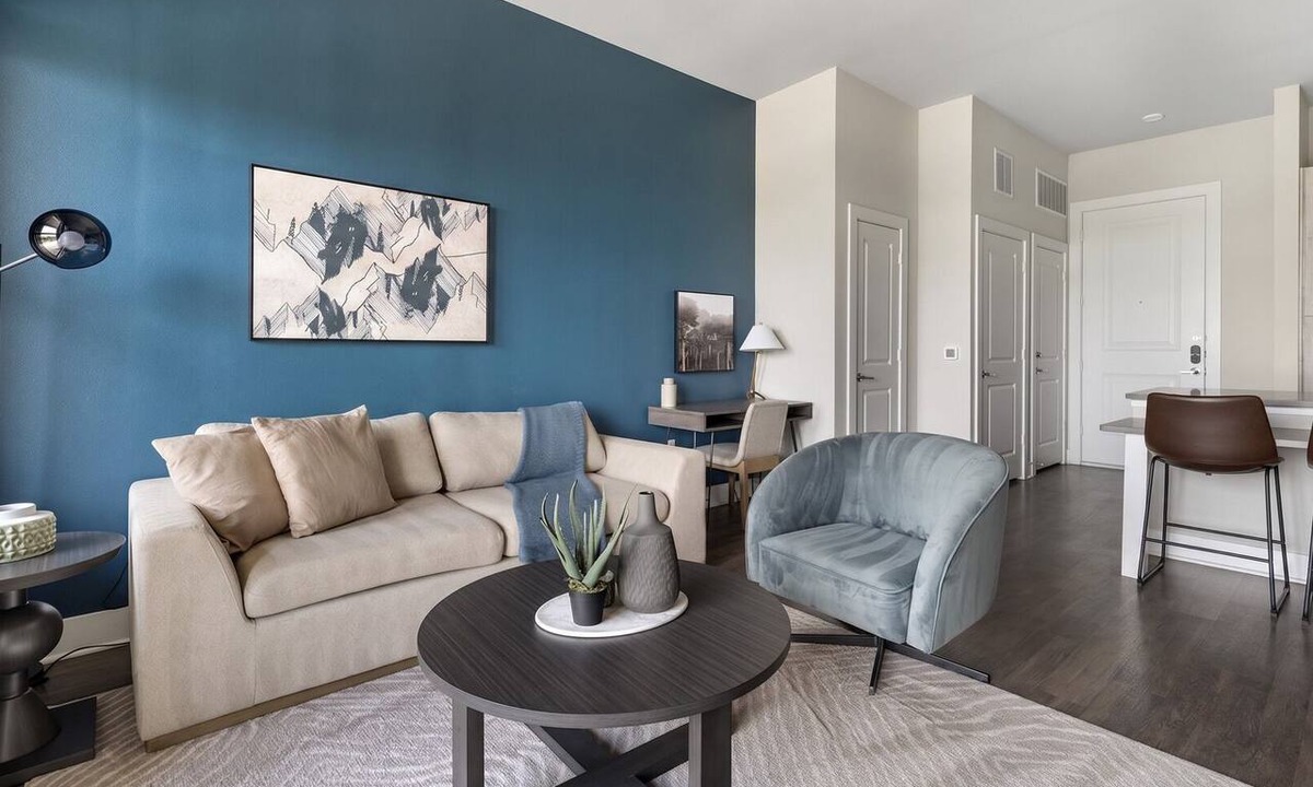 Montopolis Apartment | Landing | Beautiful 1BD, Courtyard, Pool