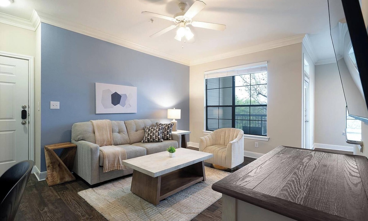West Oak Hill Apartment | Landing | Beautiful 2BD, Gym