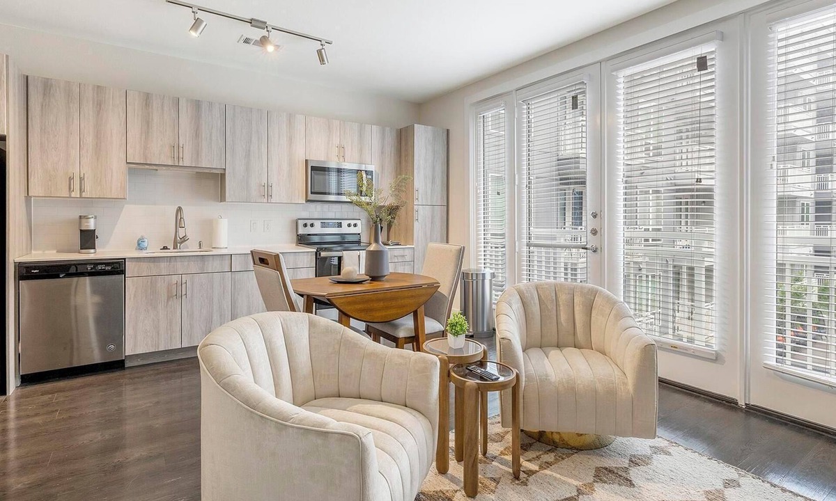 Fort Worth Apartment | Landing | Chic Studio in Bricktown