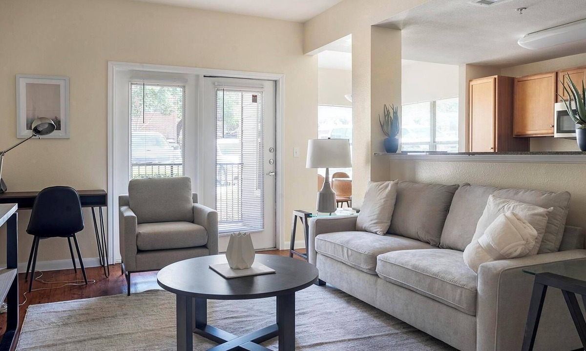 Sweetbriar Apartment | Landing | Modern 1BD, Gym, Clubhouse