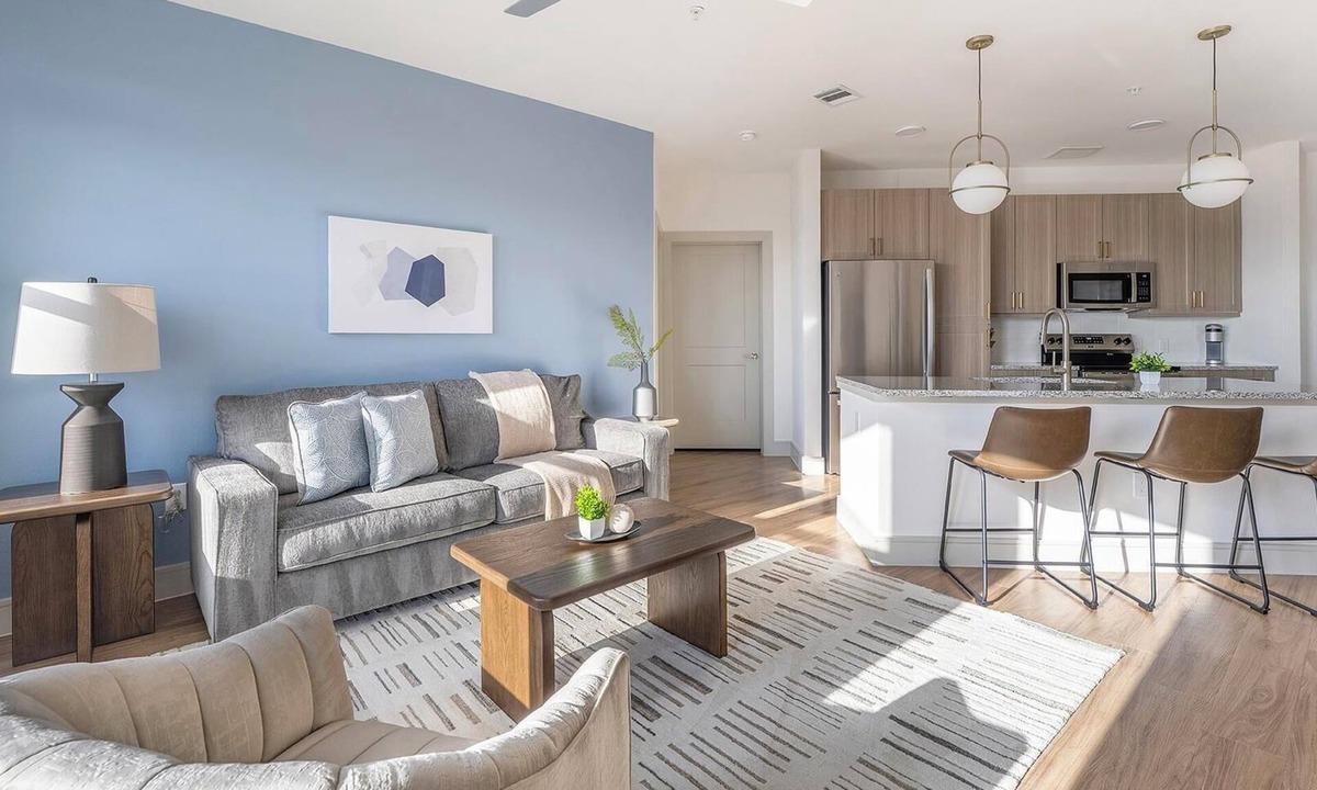 Scofield Farms Apartment | Landing | Spectacular 2BD, Pool, Gym