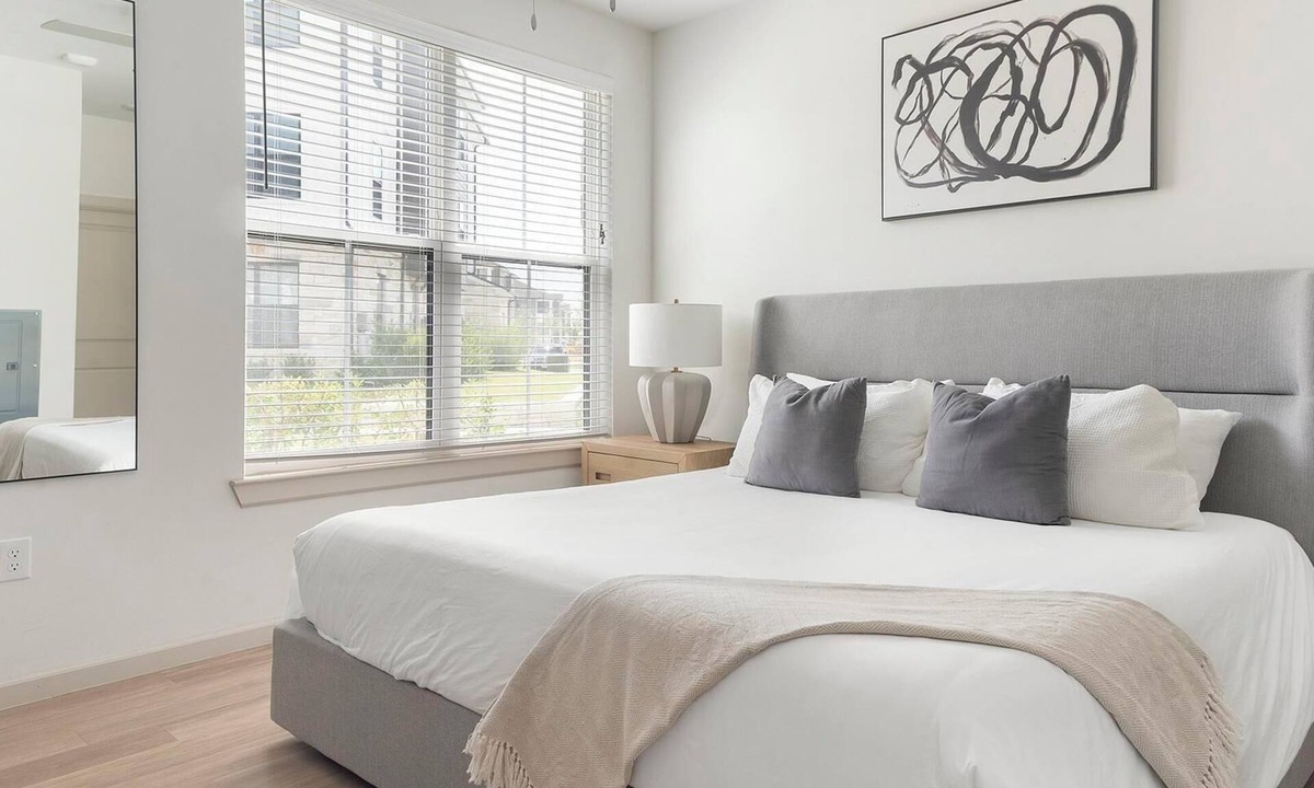 Pflugerville Apartment | Landing | Stylish 1BD, Courtyard, Clubhouse