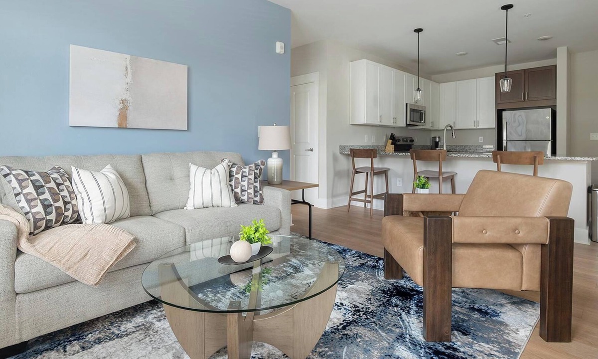 Hickory Apartment | Landing | Stylish 2BD, Clubhouse, Gym