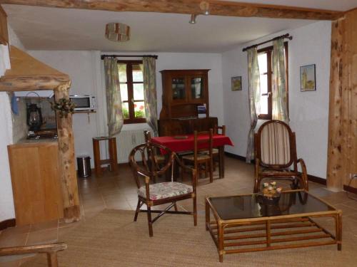 Chatelblanc House | Le Castel Blanc