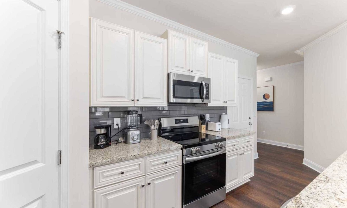 Lilburn House | Lilac Haven on Fulson Dr