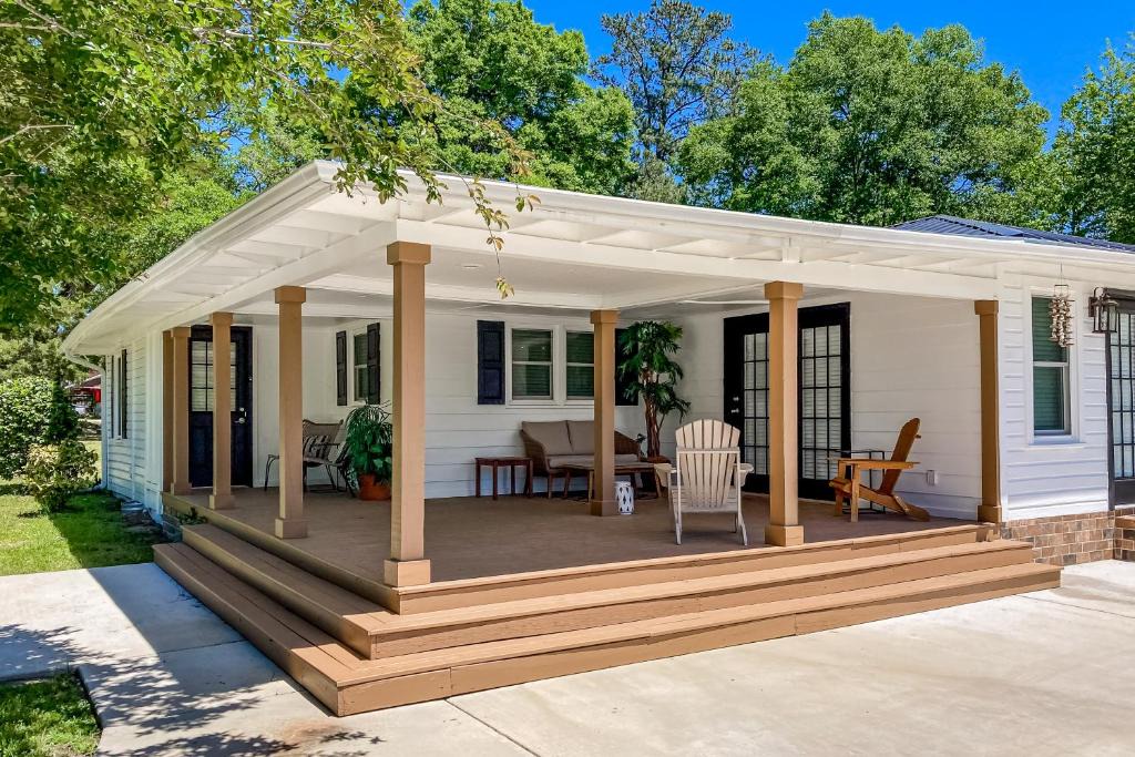 Little River House | Little River Waterway Cottage Retreat