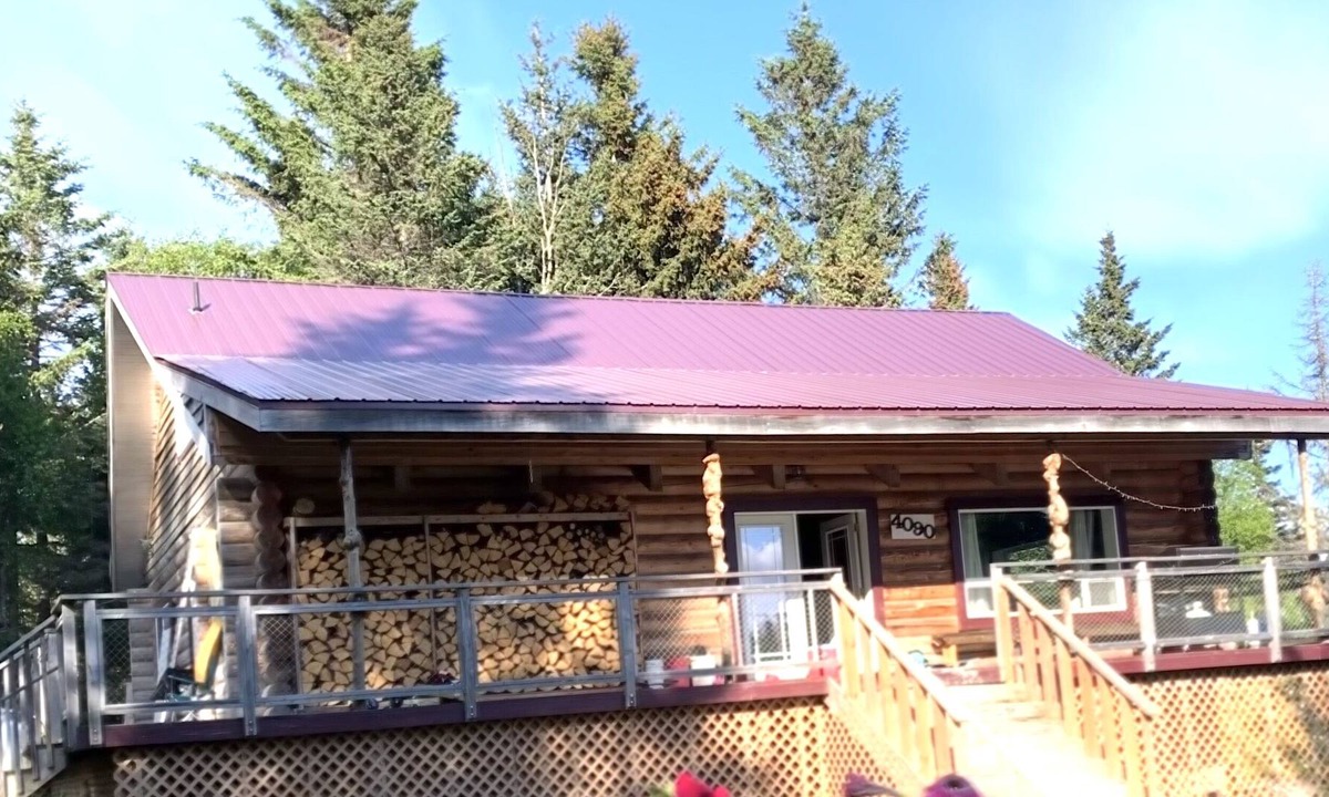 Homer House | Log Home Retreat with Beautiful Glacier Views