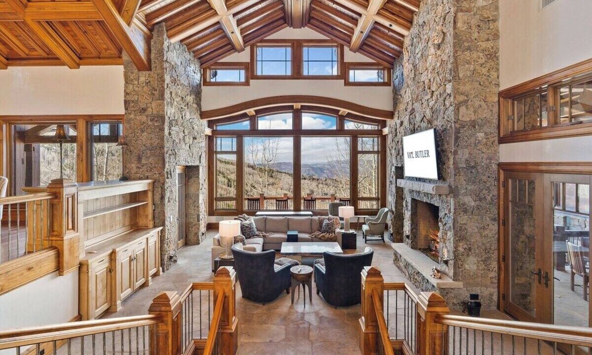 Beaver Creek House | Lucky Boot Lodge - Incredible Views, Walk to Ski