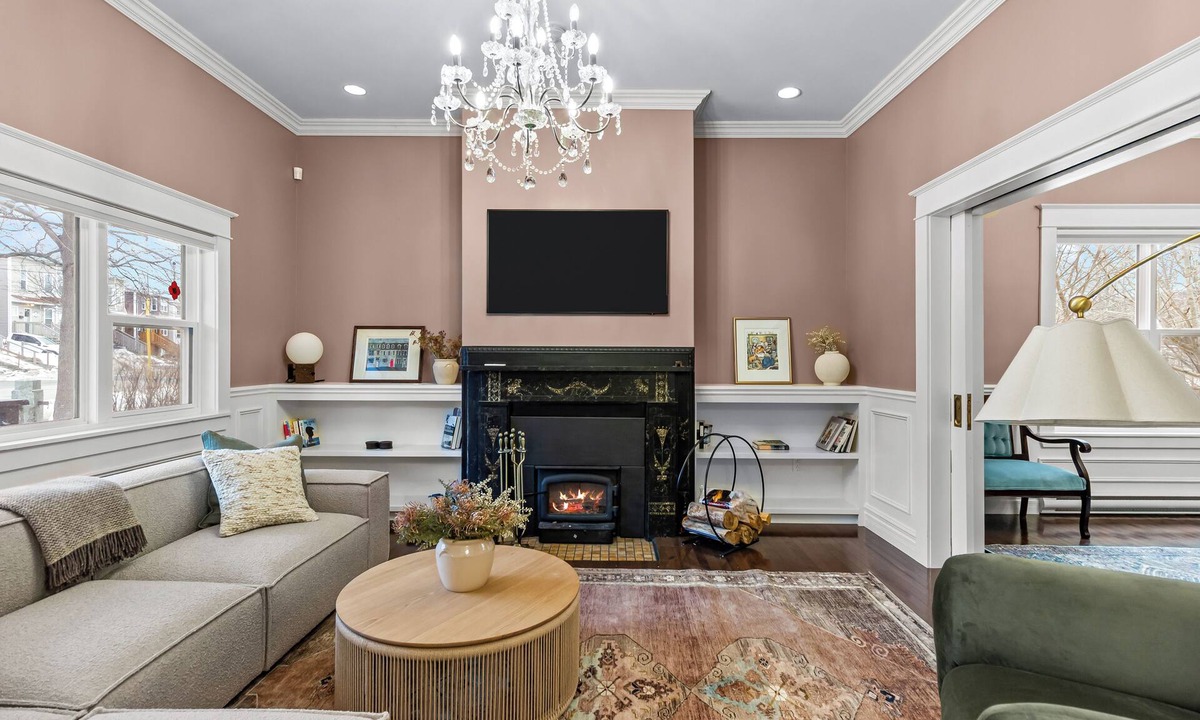 Downtown St. John's House | Luxury 2BR Executive Near DT Off Street Parking