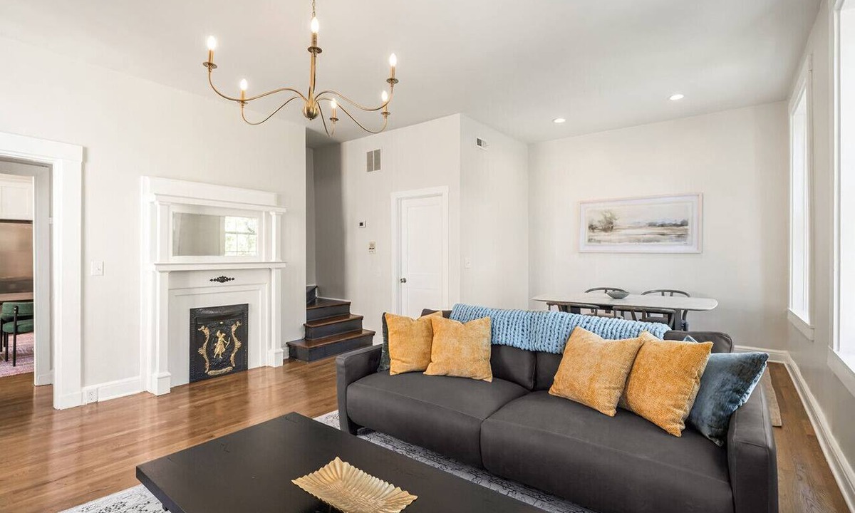 Pendleton Apartment | Luxury Parkside 2BR w Views | Walk to Everything